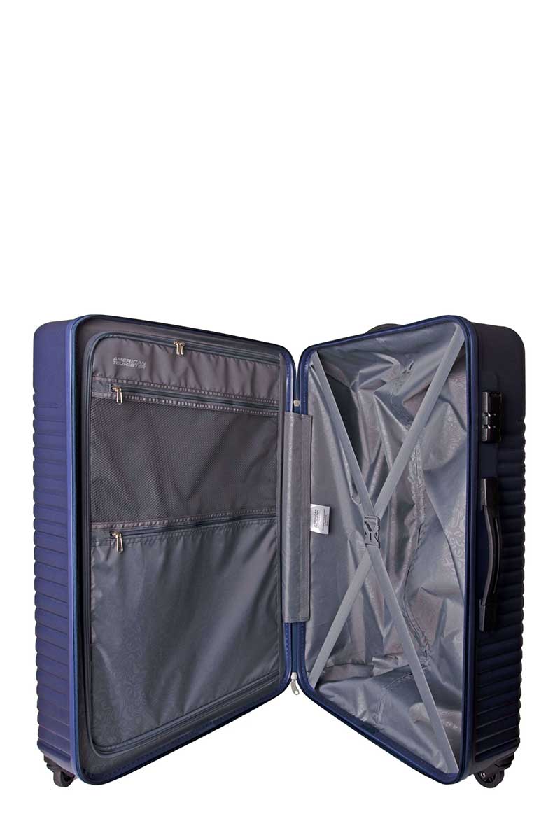 American Tourister SKY PARK