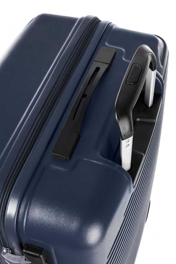 American Tourister SKY PARK